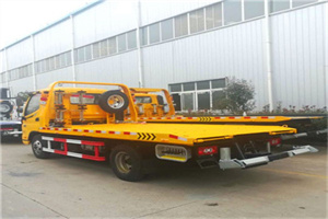 宝应县附近拖车救援搭电