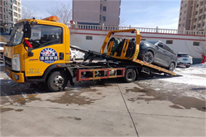 宝应县救援拖车费用怎么算